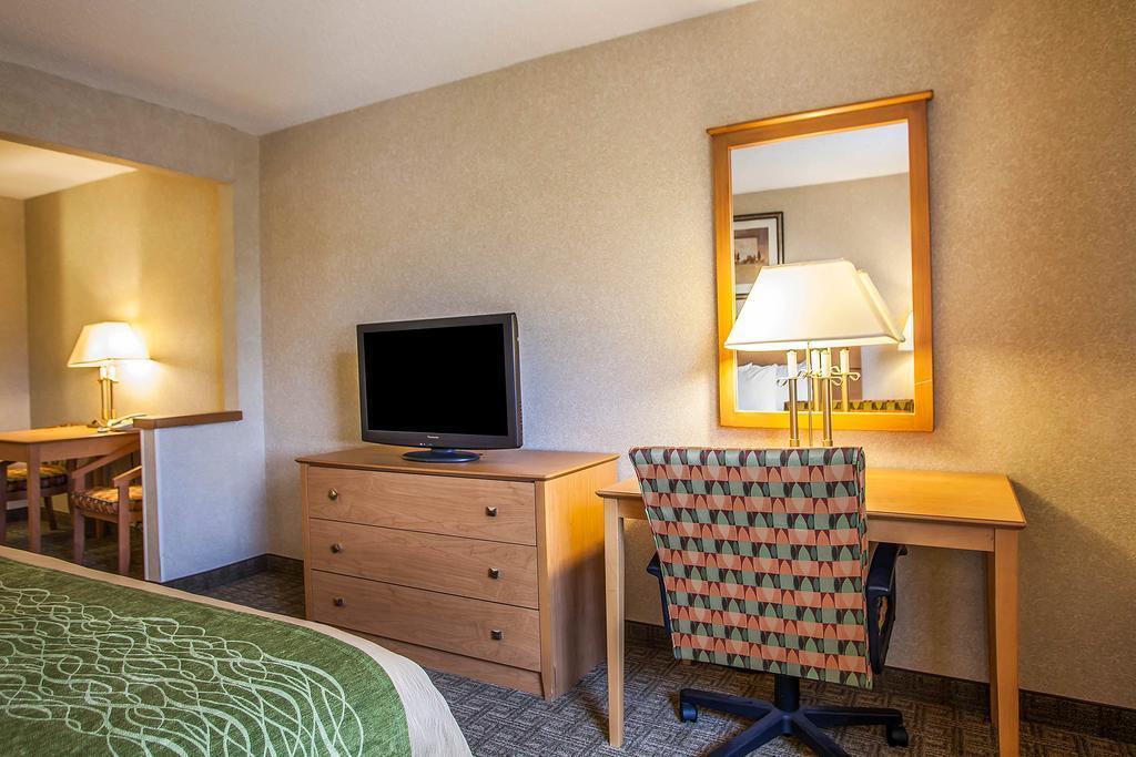 Comfort Inn Rockford Near Casino District Exterior foto